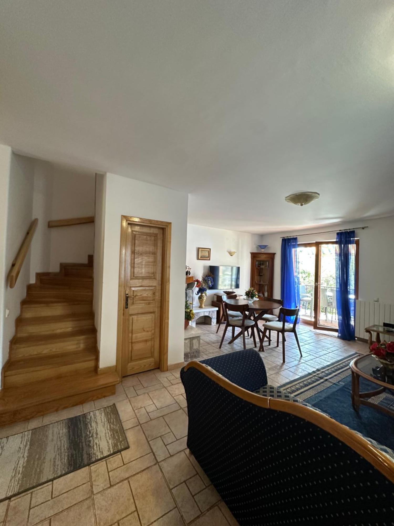 Meridian 4*