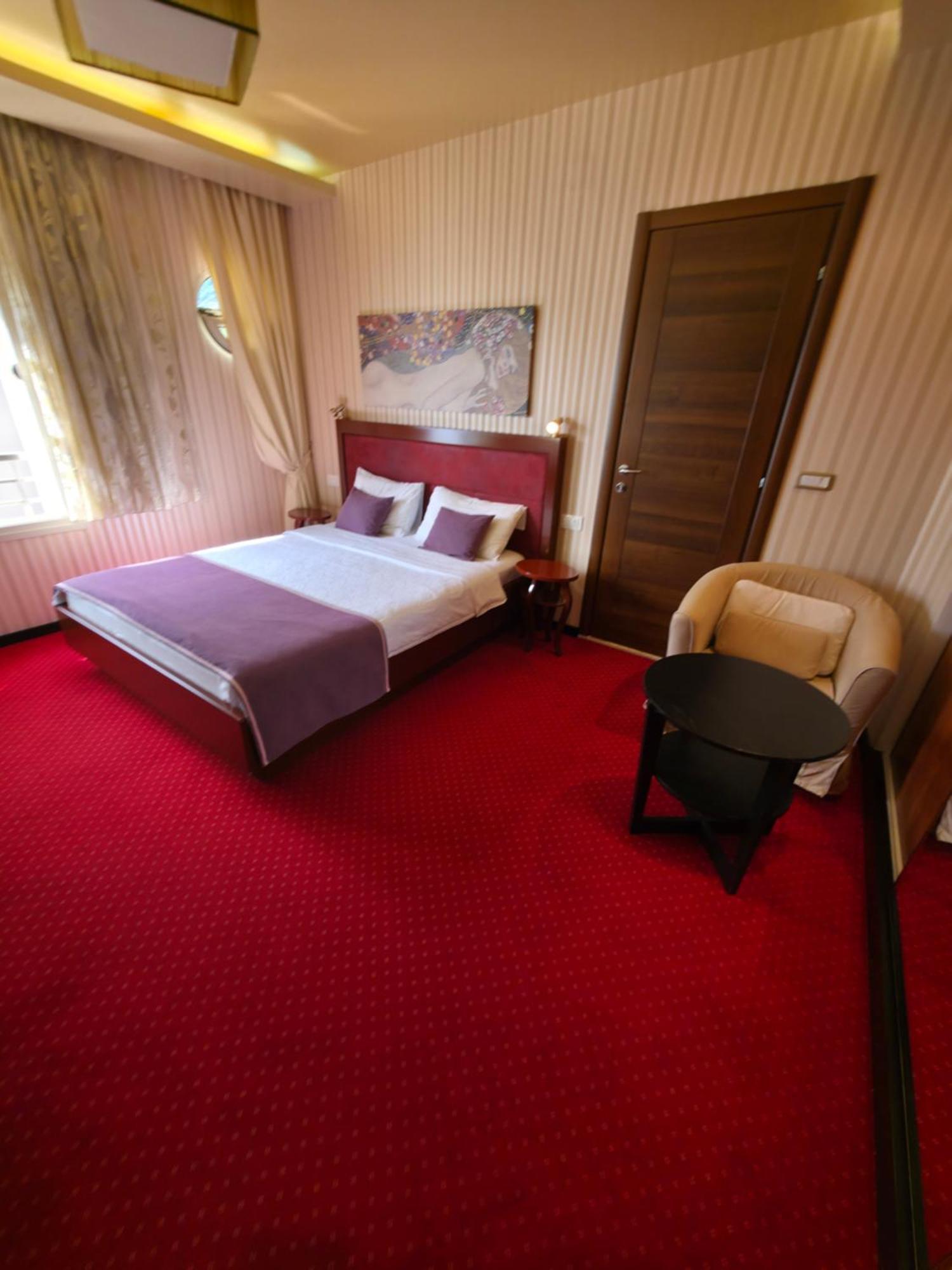 Hotel Meridian